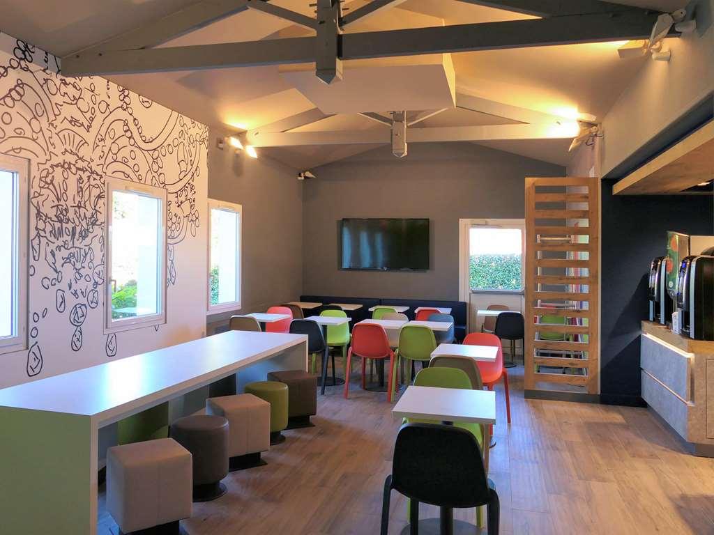 Ibis Budget Perigueux Boulazac Ресторан фото